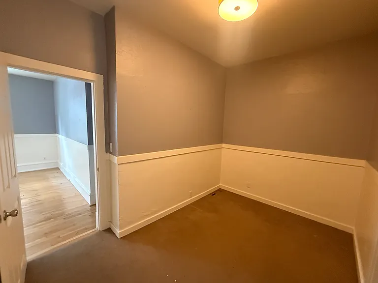690 Lowry Ave NE #1 — Photo 4