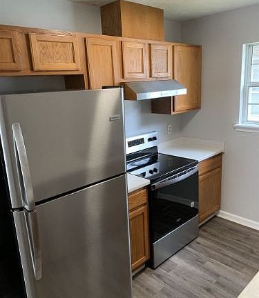 5th image of 4488 Westover Dr