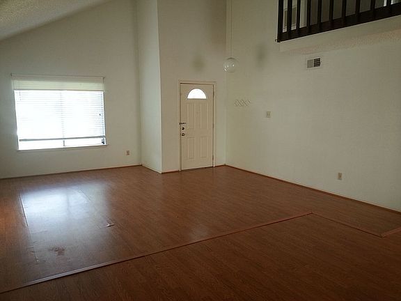 3rd image of 7802 Del Glen Ln
