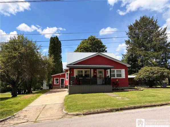 133 Woodlawn Ave, Jamestown, NY 14701