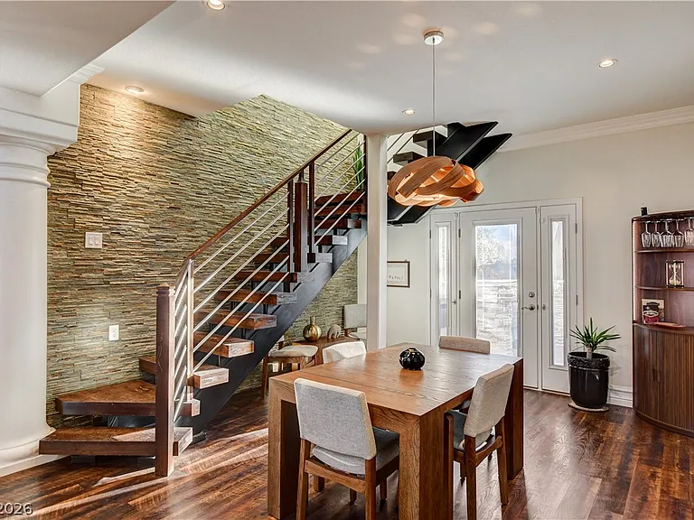 1409 Palantine Hill Dr — Photo 7