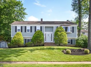 275 Hamilton Ave, Berkeley Heights, NJ 07922