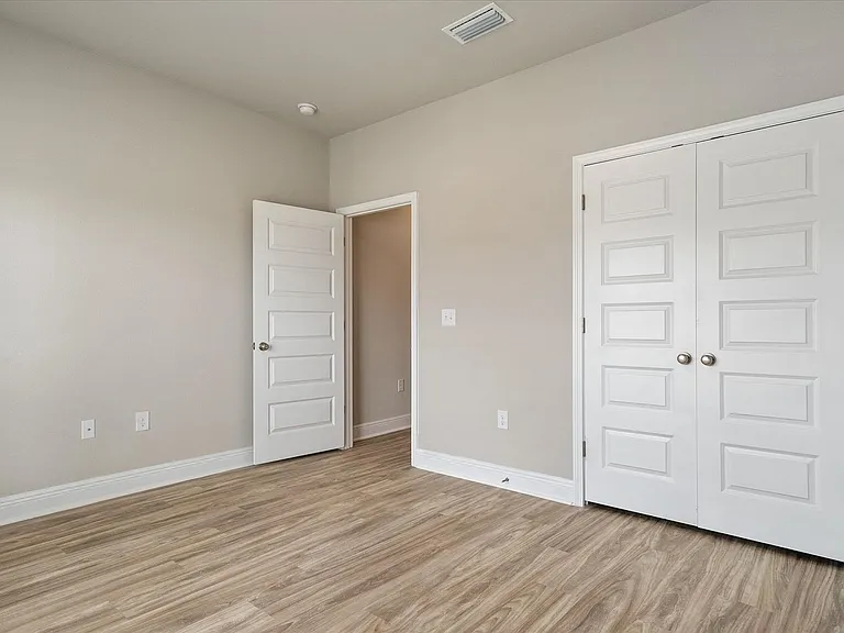 31448 Memphis Loop — Photo 9