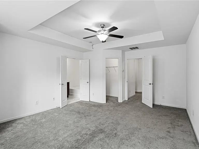 4987 Longview Walk — Photo 12