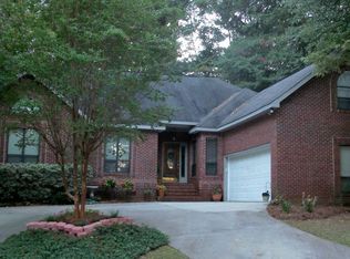 102 Timberlane Ct, Warner Robins, GA 31088