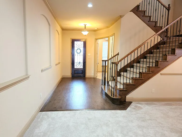 1208 Melcer St — Photo 9