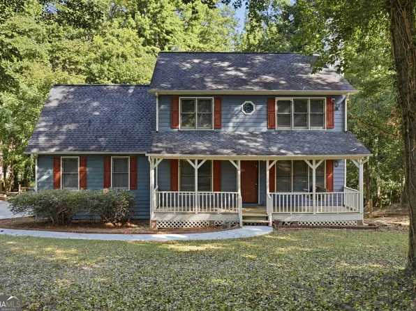 150 Windsor Dr, Fayetteville, GA 30215