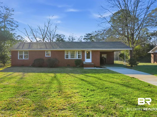 52 Perry Ave, Monroeville, AL 36460