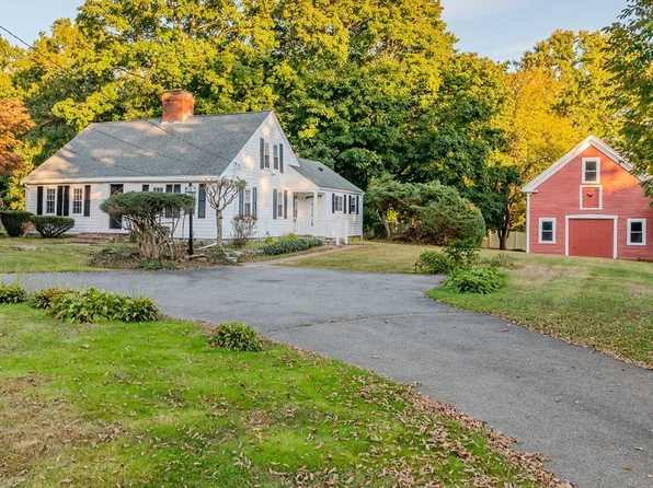 373 Matfield St, West Bridgewater, MA 02379