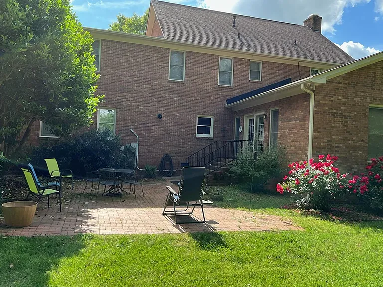 1444 Freedom Ct — Photo 45