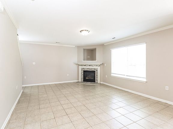 5th image of 4521 Oakburn Dr