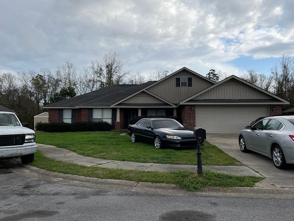 1st image of 17272 Excalibur Cir