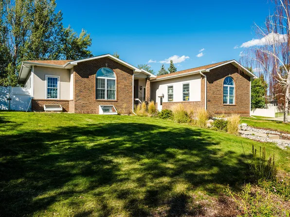 2027 Summit Dr, Sheridan, WY 82801