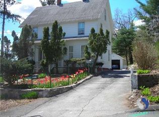 64 10th St, Norwich, CT 06360
