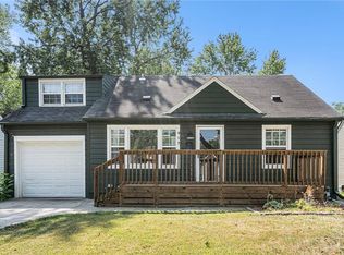 917 E 77th St, Kansas City, MO 64131