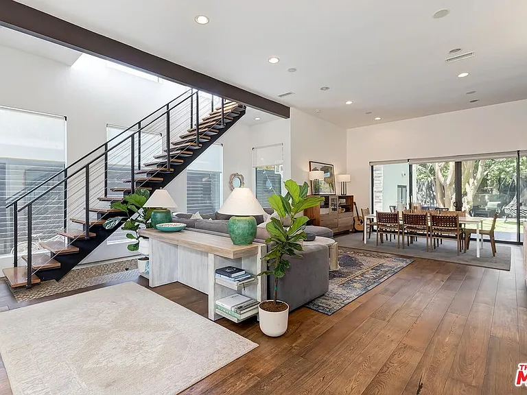 3256 Cabrillo Blvd — Photo 4