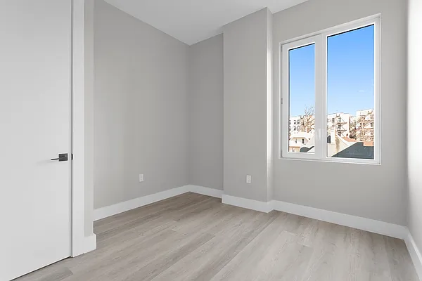 Rented by Skyhigh Realty NYC LLC | media 8