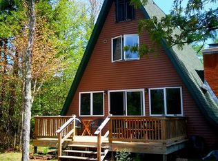 8283 Aarwood Trl NW, Rapid City, MI 49676