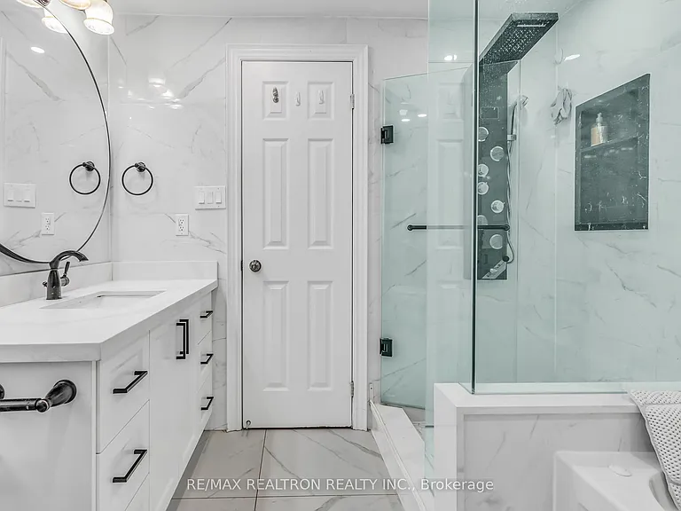 89 Beaconsfield Ave — Photo 32