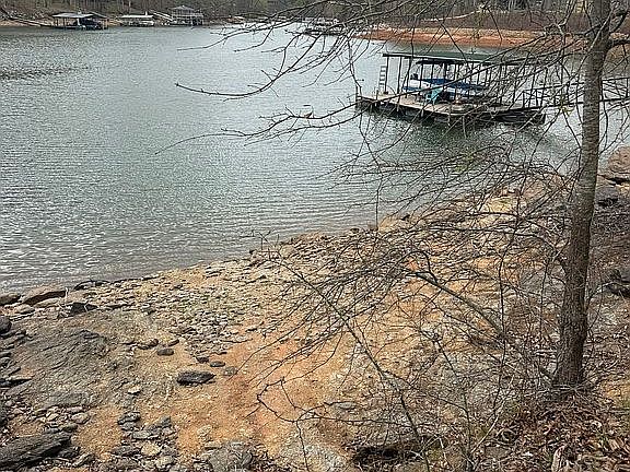 5th image of 316 Coves End Point
