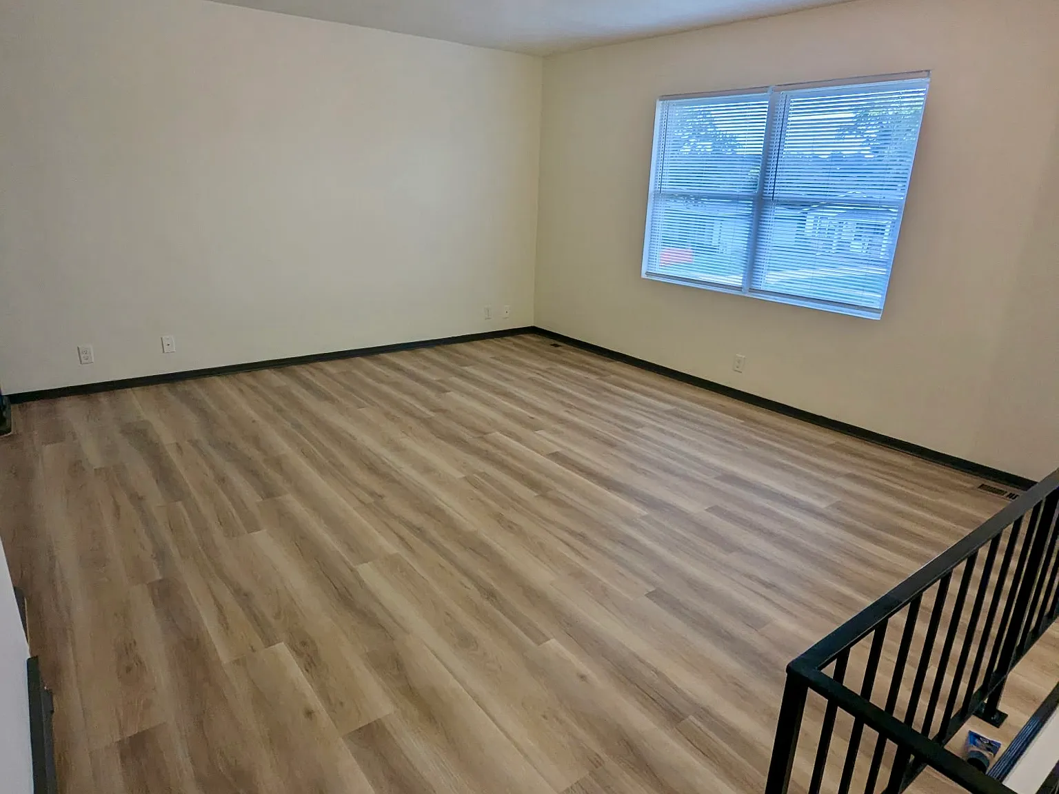 3 bed, 1580 sqft, $2,295 — Photo 3