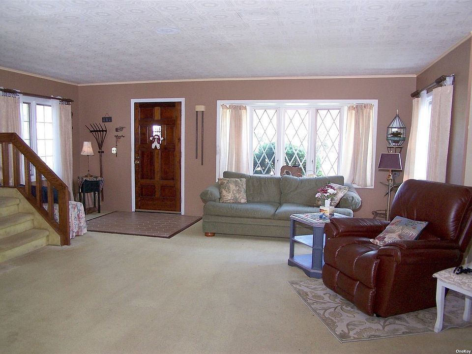 290 Greeley Ave, Sayville, NY 11782 MLS 3475503 Zillow