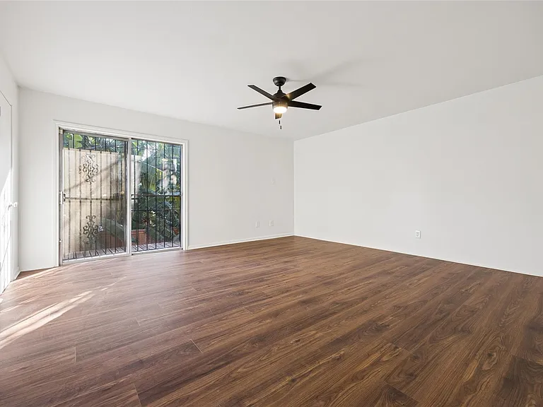 705 Harold St #2 — Photo 7