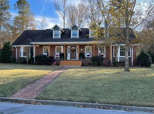 17 Lucas Ln SW, Rome, GA 30165