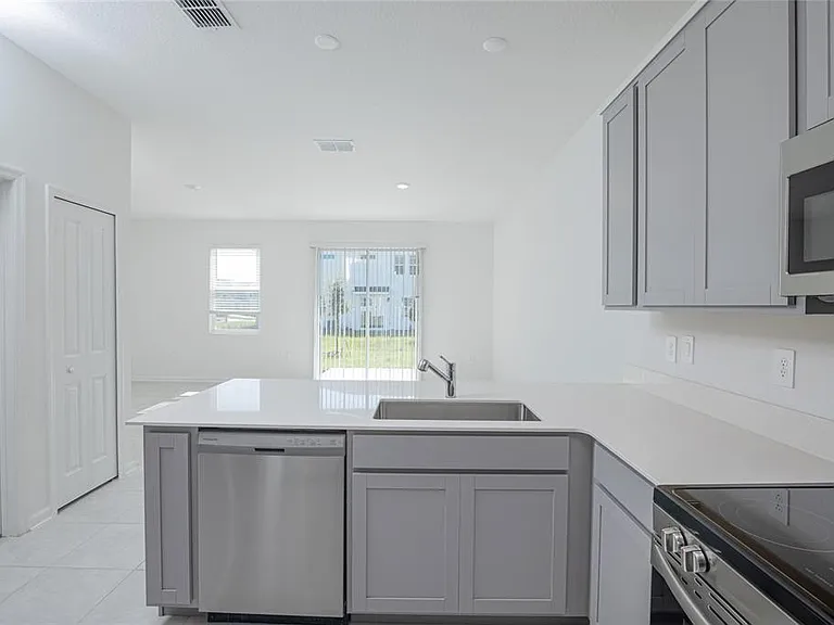 2642 Runners Cir — Photo 22