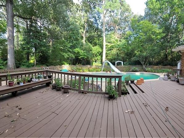 1144 Flobert Dr
