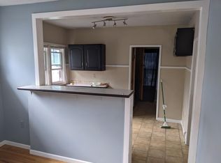 311 Cedar Pl, East Rochester, NY 14445