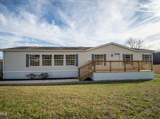 560 Meadowview Rd, Mosheim, TN 37818