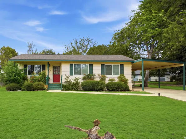 326 E THEISSEN ST, Boerne, TX 78006