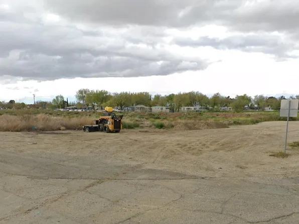 30th Street East & E, Lancaster, CA 93535
