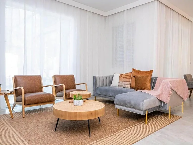 Building's Lounge