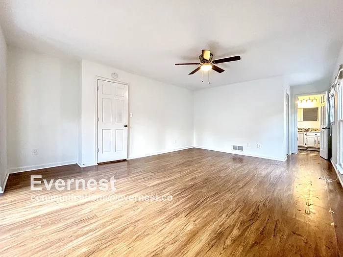 405 Revere Ct — Photo 16