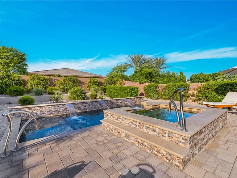 51535 N Two Palms Way — Photo 34