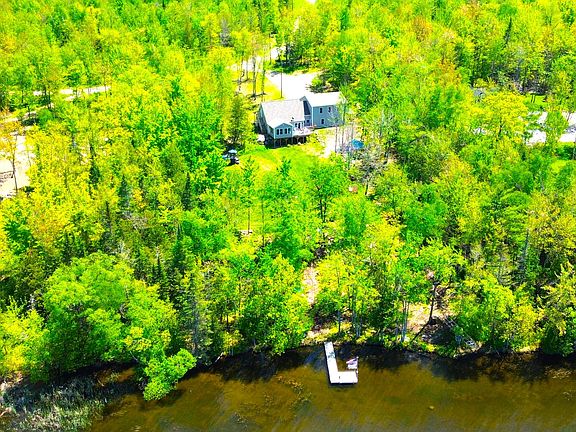 4th image of 28 Moose Creek Drive