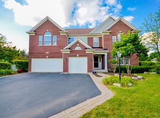 3414 Green Pastures Rd, Carpentersville, IL 60110