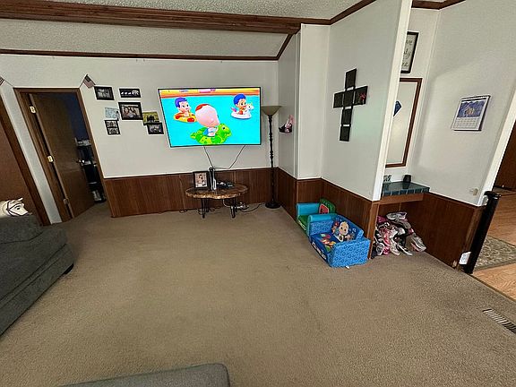 5th image of 6455 Amanda Ln