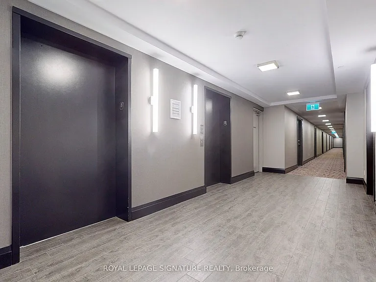 8 Trent Ave #821 — Photo 20