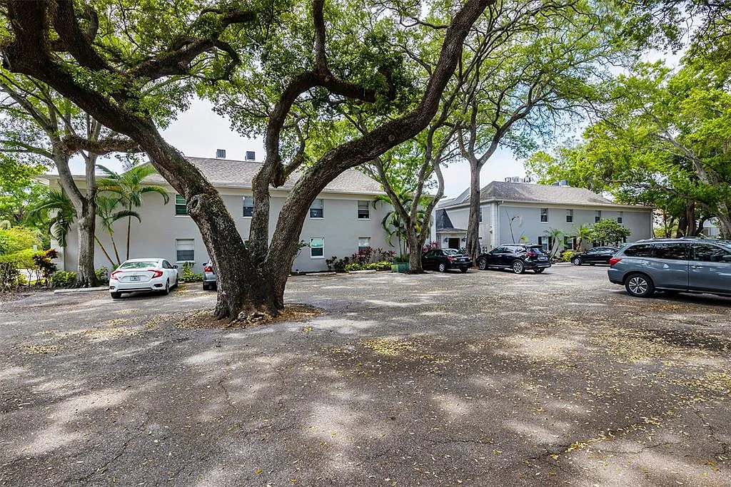 2 bed, 1.0 bath, 700 sqft, $1,495 — Photo 4