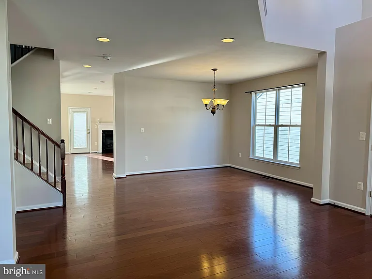 1308 Walker Dr — Photo 3