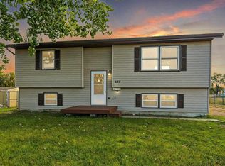 607 Bluebird Dr, Box Elder, SD 57719
