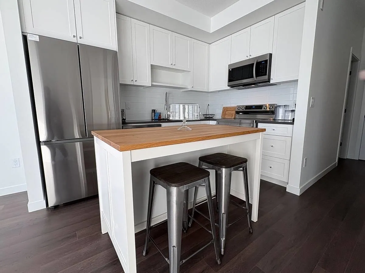 1 bed, 663 sqft, $2,000 — Photo 3