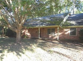 2865 Cromwell Dr, Columbus, GA 31906