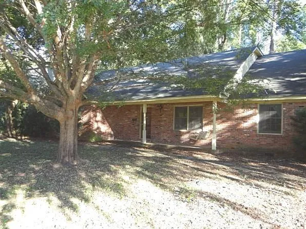 2865 Cromwell Dr, Columbus, GA 31906