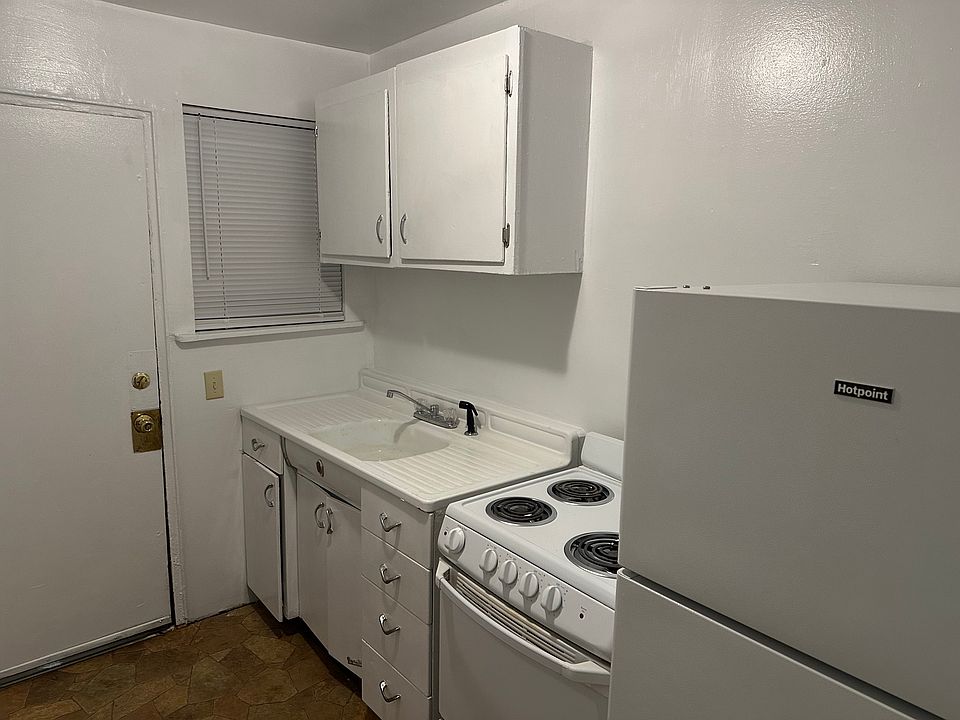 1st image of 1239 N Millwood Ave APT 3