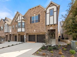 111 Kensington Dr, Lewisville, TX 75067