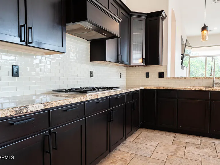 3552 E Jaeger Cir — Photo 45